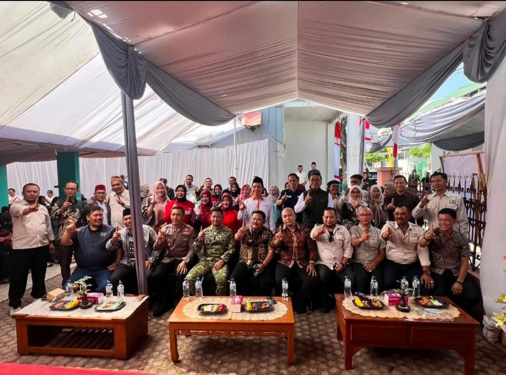 Bank Anjuk Ladang Menerima Piagam Perhargaan dari IJTI Nganjuk